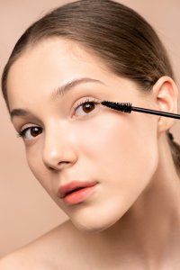 Tightlining With Mascara